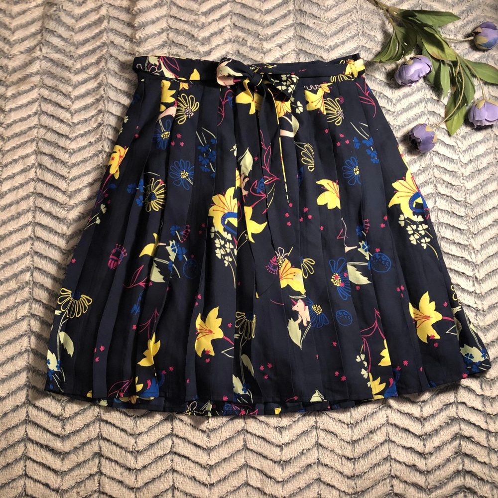 Dinosaur Pleated Skirt